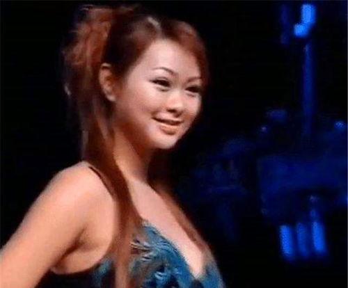 女模特爆料视频大全下载,揭秘时尚圈幕后真相  第2张 女模特爆料视频大全下载,揭秘时尚圈幕后真相  第2张